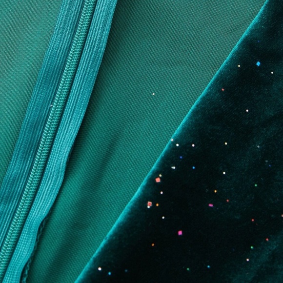 Sparkly Deep Green Velvet Deep V High Slit Midi Dress Long Sleeve - Picture 14 of 14